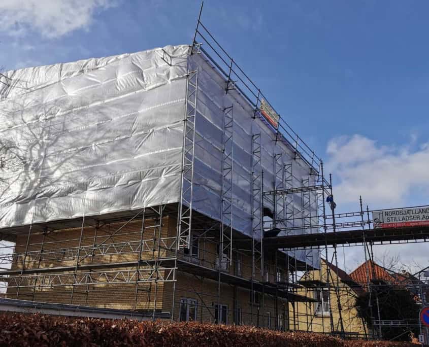 imgi_2_Design-uden-navn-5 Inddækket stillads